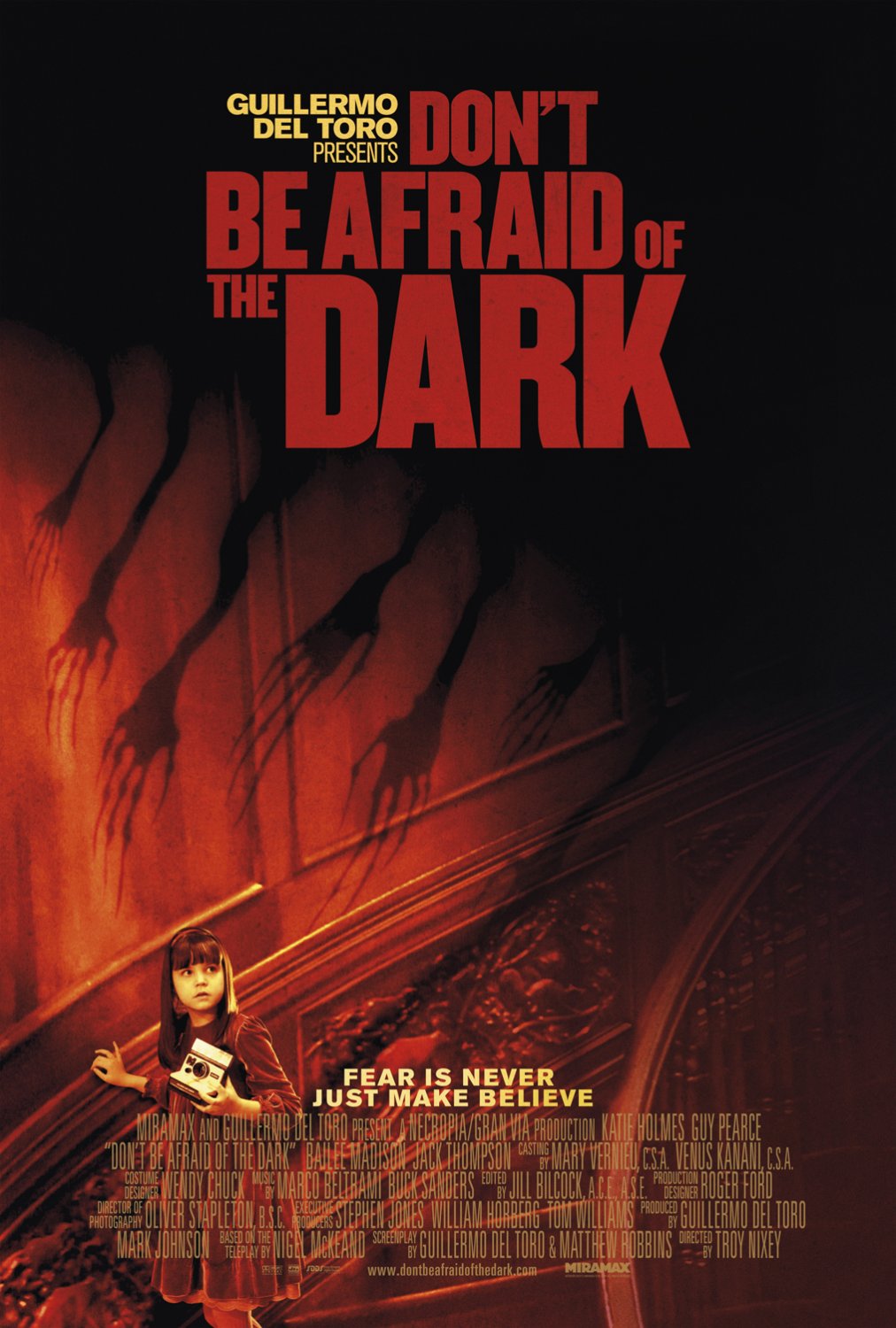 Extra Large Movie Poster Image for Don't Be Afraid of the Dark (#3 of 10)