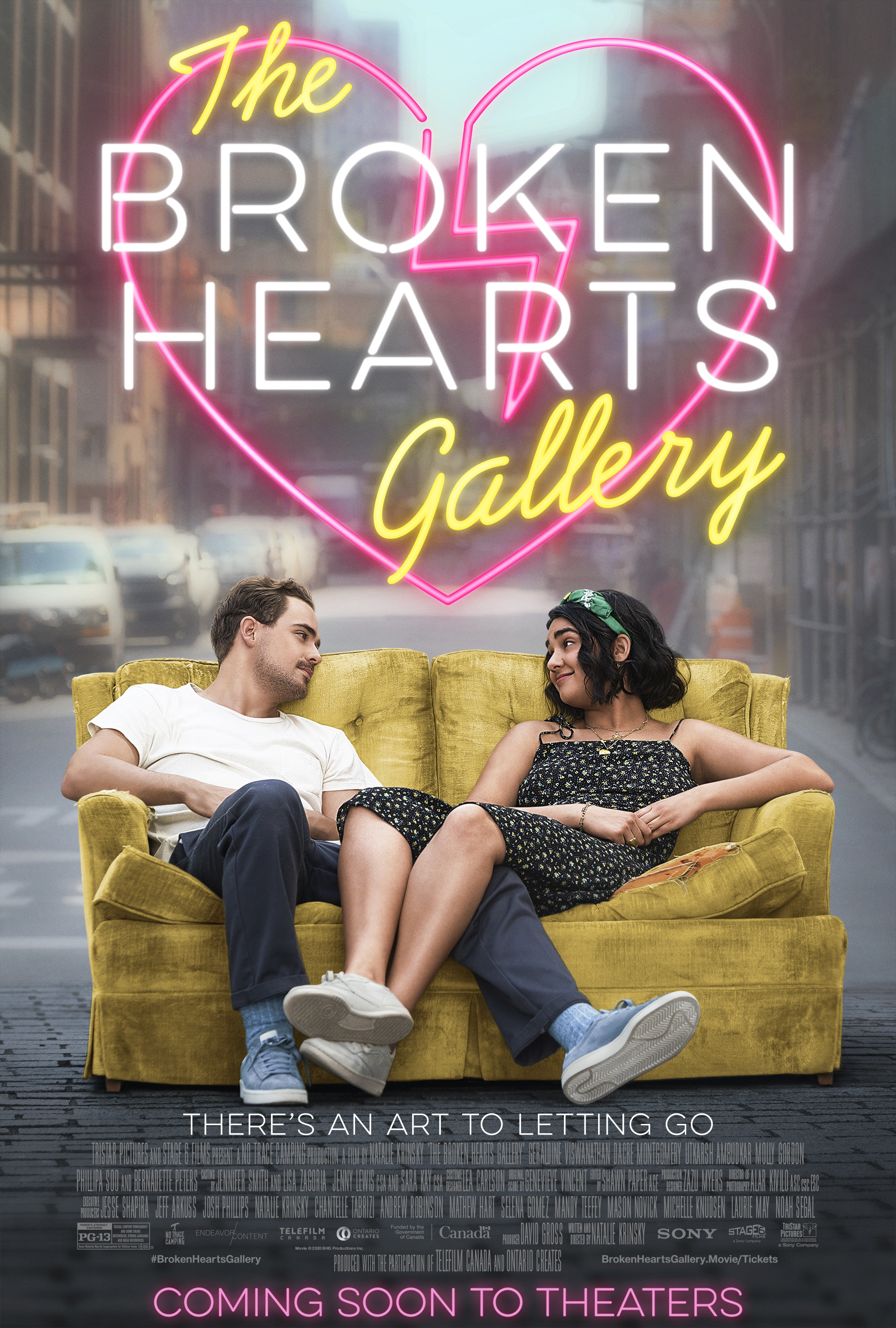 Mega Sized Movie Poster Image for The Broken Hearts Gallery 
