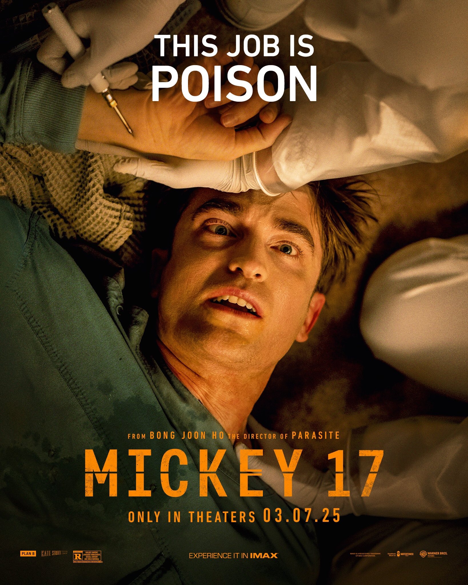 Mega Sized Movie Poster Image for Mickey 17 (#8 of 12)