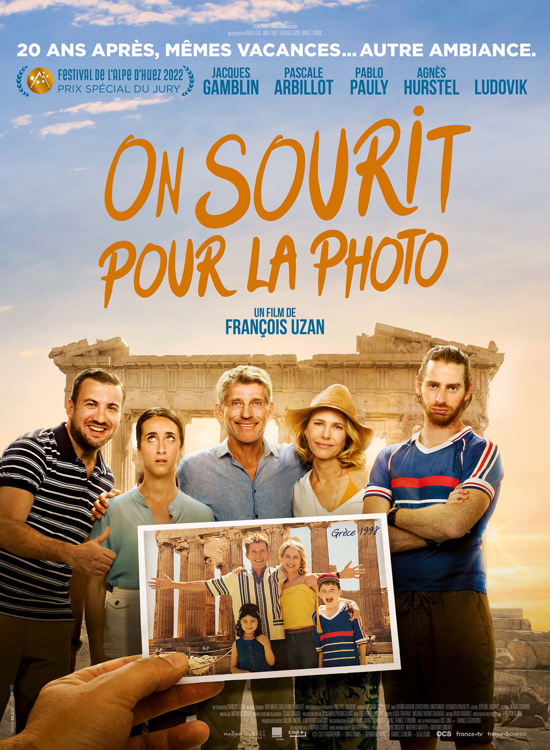 Extra Large Movie Poster Image for On sourit pour la photo 