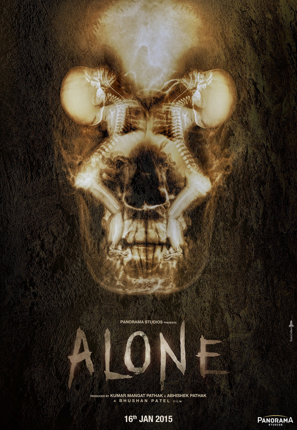 Extra Large Movie Poster Image for Alone (#4 of 5)
