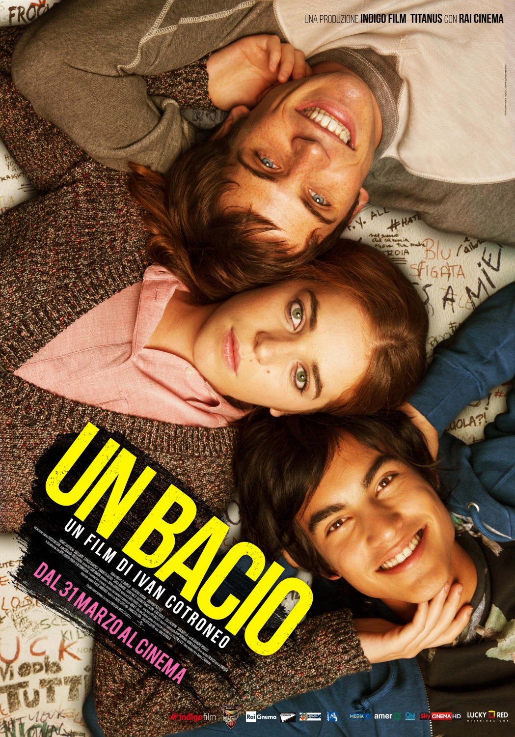 Extra Large Movie Poster Image for Un Bacio 