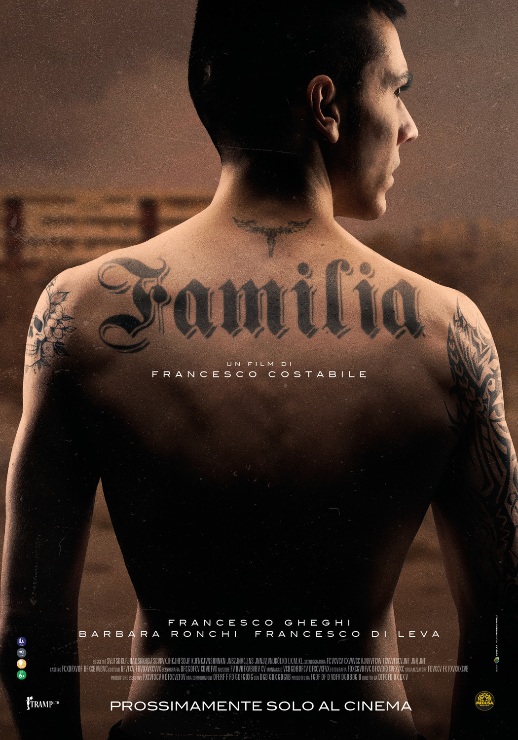 Extra Large Movie Poster Image for Familia (#2 of 6)