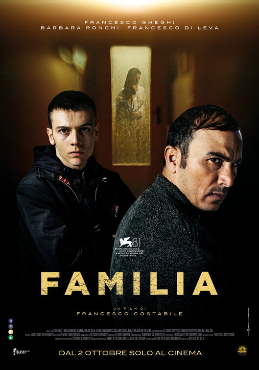 Familia Movie Poster