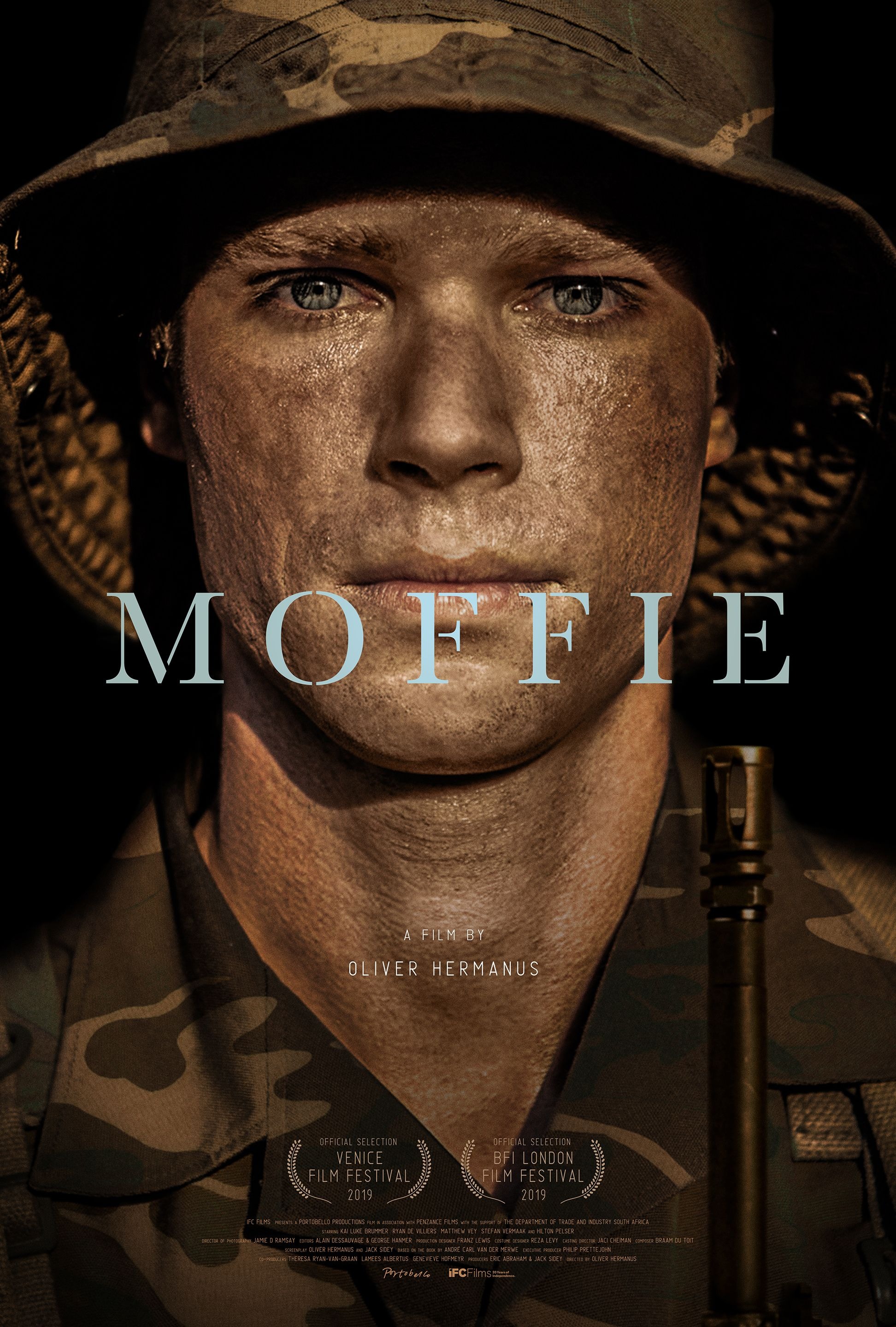 Mega Sized Movie Poster Image for Moffie (#3 of 3)