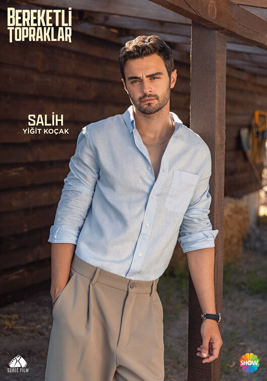 Bereketli Topraklar Movie Poster