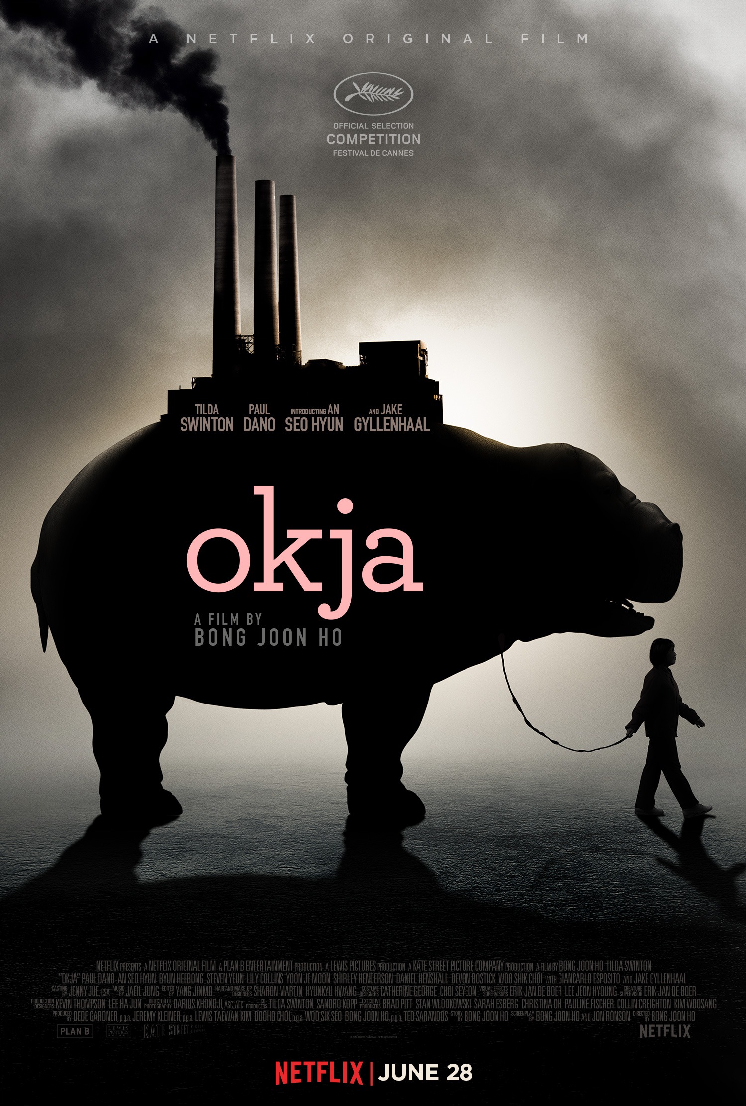 Mega Sized Movie Poster Image for Okja (#1 of 12)